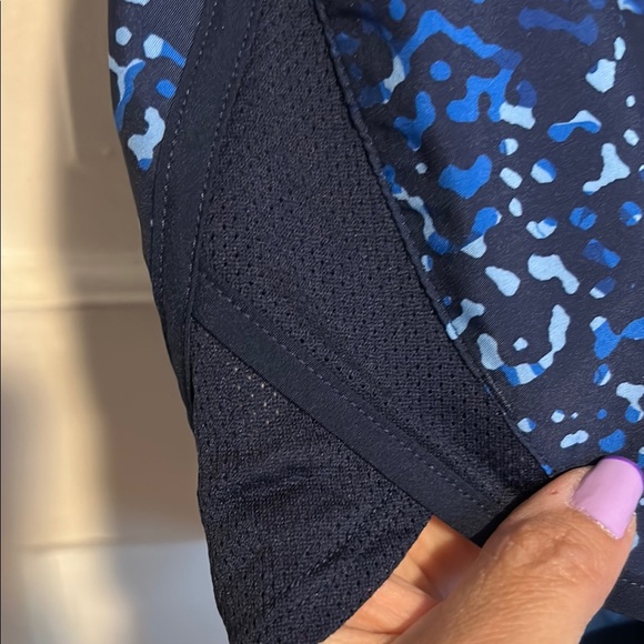 Under Armour Women's Blue and Black Shorts - Picture 2 of 8